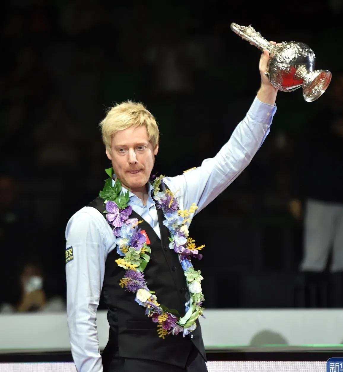 性主持人 性主持人