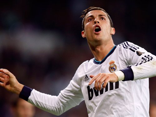 队在面对中 队在面对中